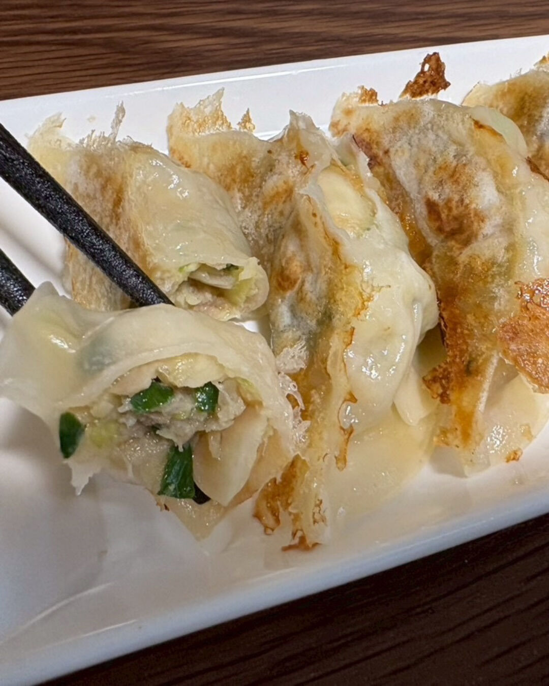🎐夏の手土産に、新家の餃子はいかがですか？🥟