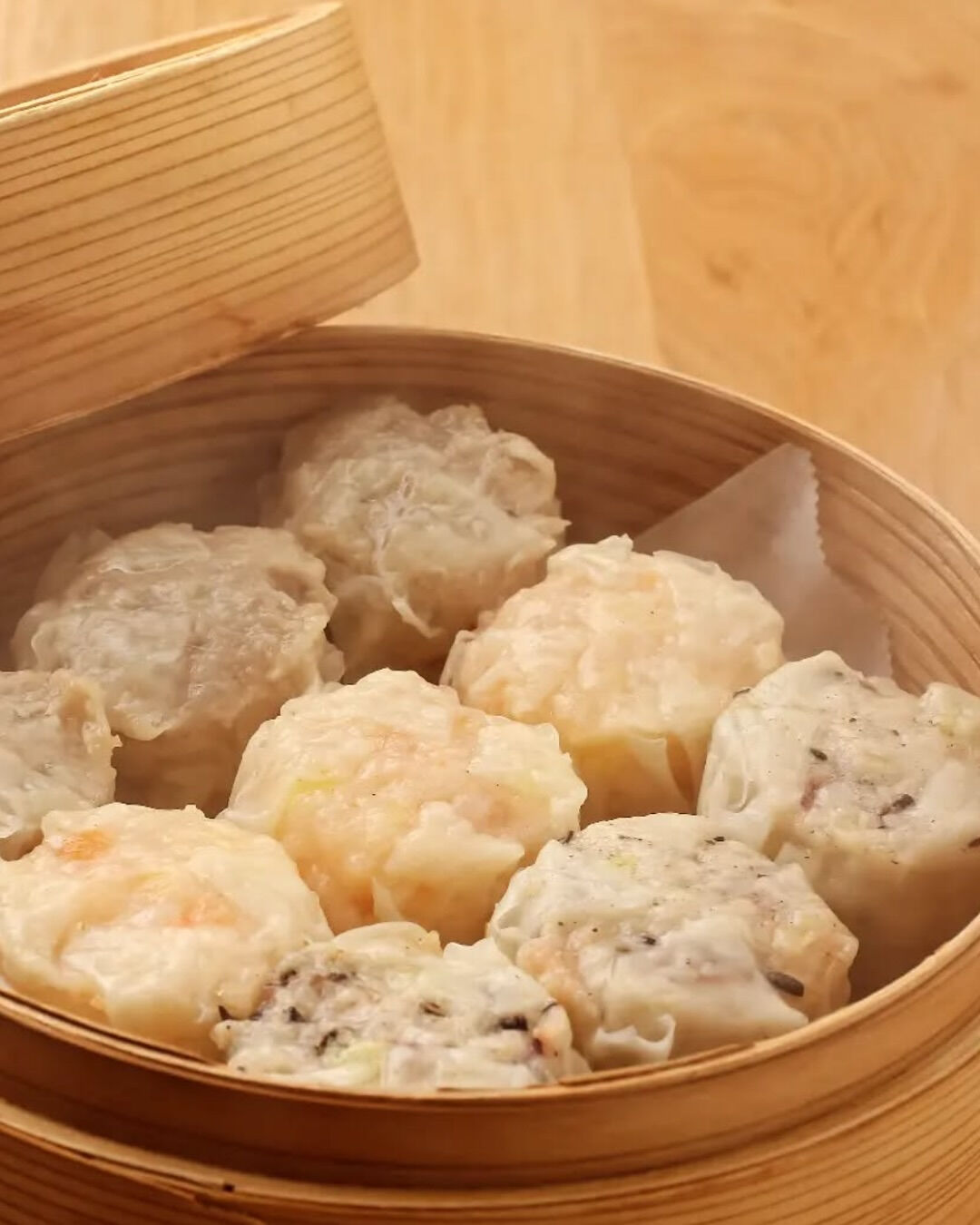 大垣餃子新家では、こだわりのしゅうまいも